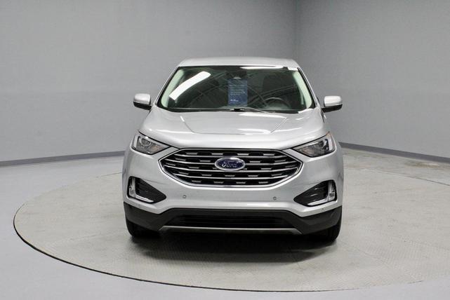 Photo of 2024 Iconic Silver Metallic Ford Edge