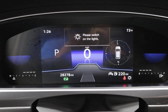 Photo of 2024 Pure White Volkswagen Tiguan