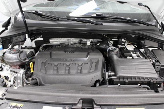 Photo of 2024 Pure White Volkswagen Tiguan