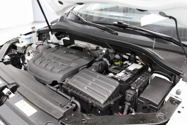 Photo of 2024 Pure White Volkswagen Tiguan