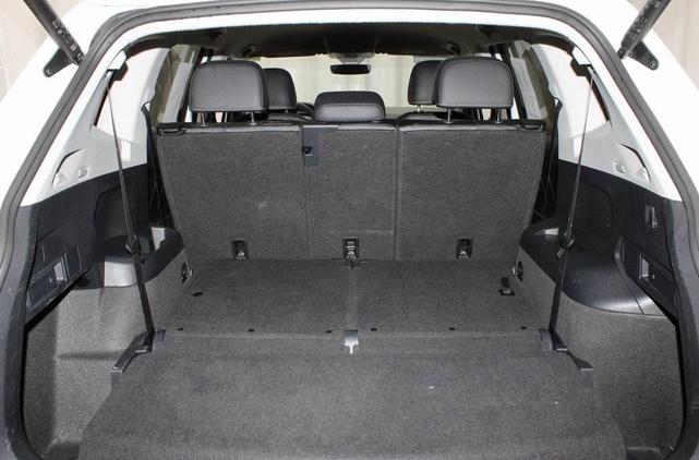 Photo of 2024 Pure White Volkswagen Tiguan