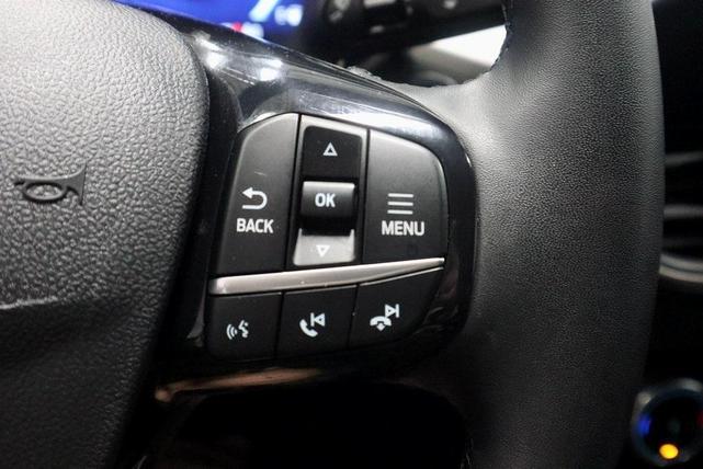 Photo of 2022 Carbonized Gray Metallic Ford Escape