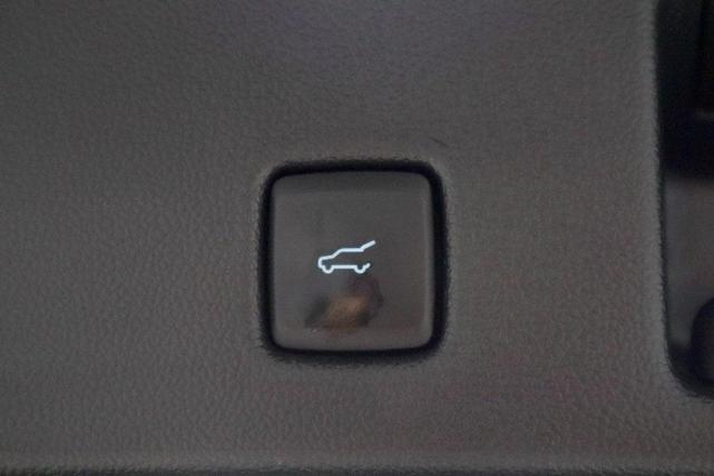 Photo of 2022 Carbonized Gray Metallic Ford Escape