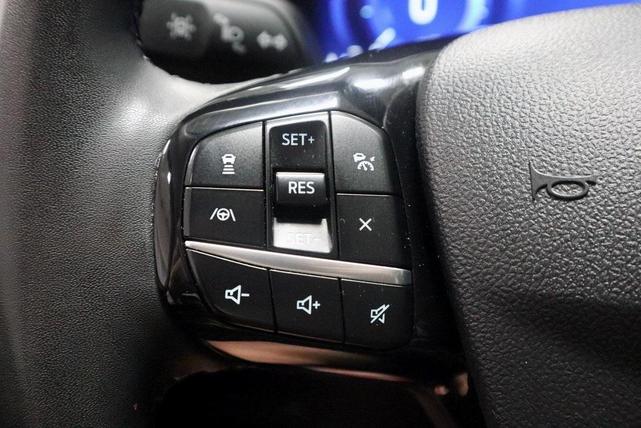 Photo of 2022 Carbonized Gray Metallic Ford Escape