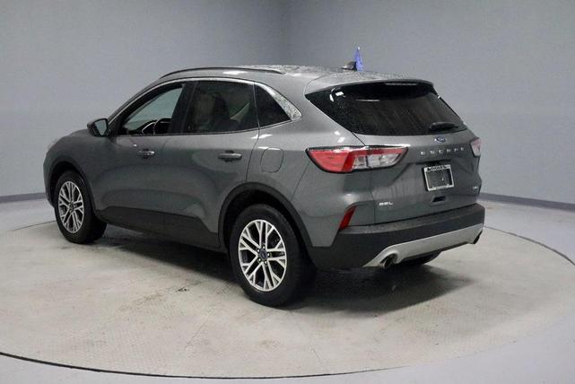 Photo of 2022 Carbonized Gray Metallic Ford Escape