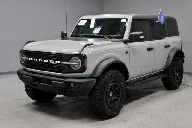 Photo of 2022 Cactus Green / Gray Ford Bronco