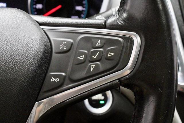 Photo of 2019 Summit White Chevrolet Equinox