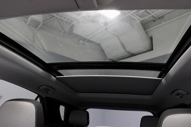 Photo of 2019 Summit White Chevrolet Equinox