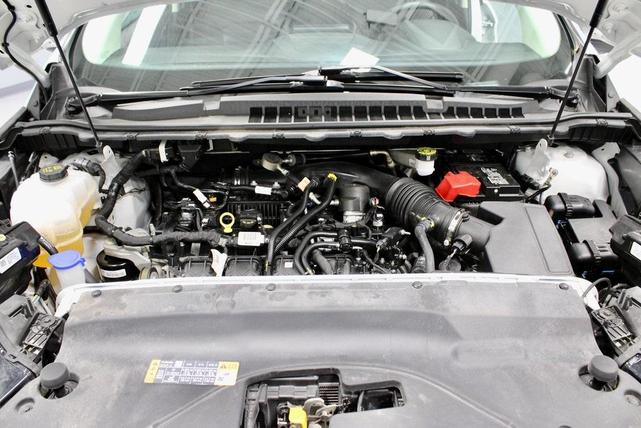 Photo of 2024 Oxford White Ford Edge