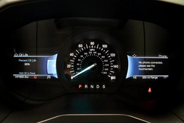Photo of 2024 Oxford White Ford Edge