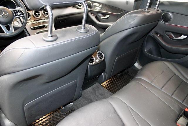 Photo of 2022 Black Mercedes-Benz GLC 300