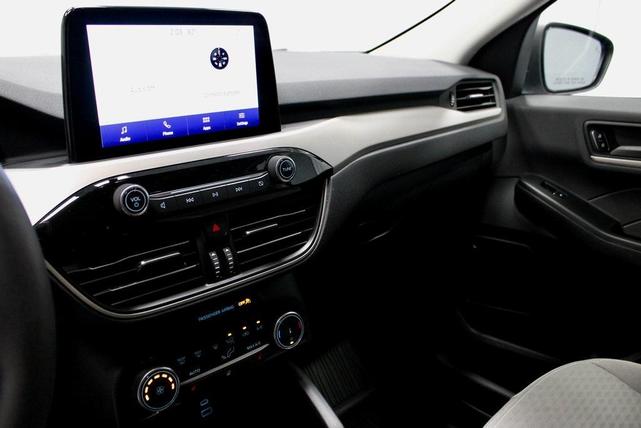 Photo of 2022 Ice Blue Ford Escape
