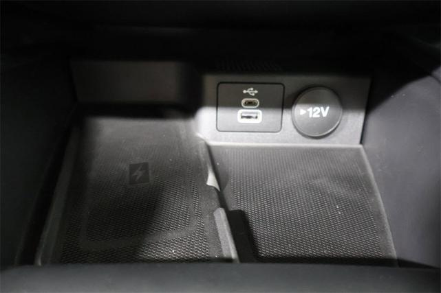 Photo of 2025 Star White Ford Escape