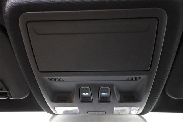 Photo of 2025 Star White Ford Escape
