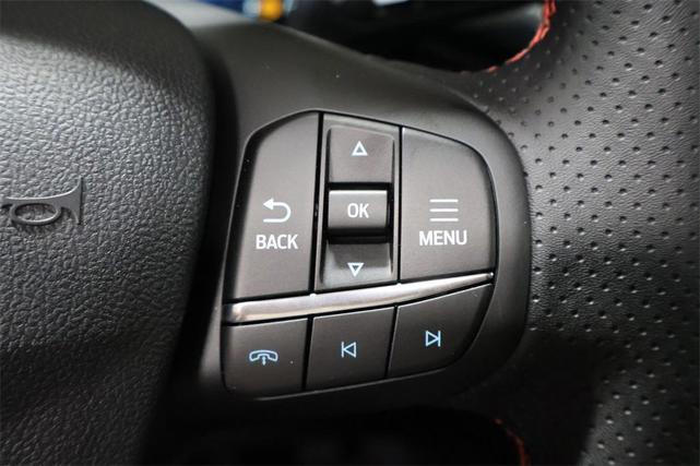 Photo of 2025 Star White Ford Escape