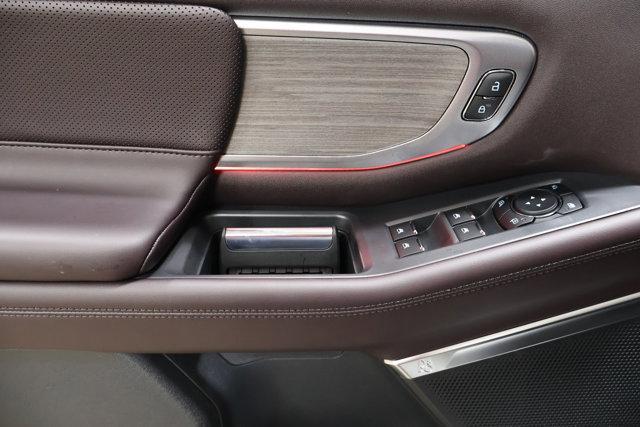 Photo of 2025 Star White Ford Expedition Max