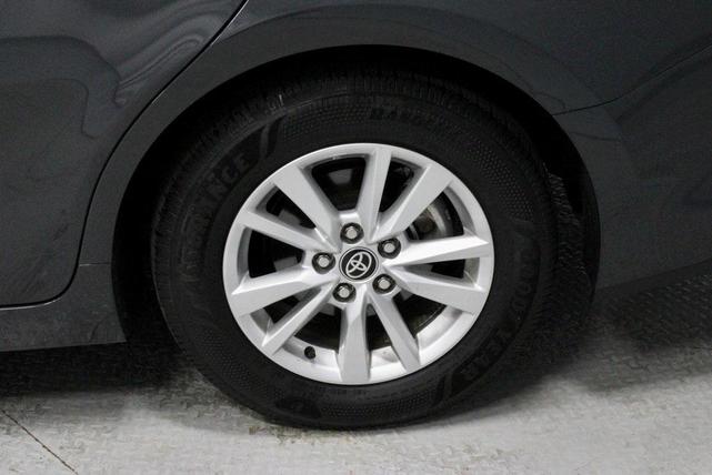 Photo of 2025 Metal Toyota Camry