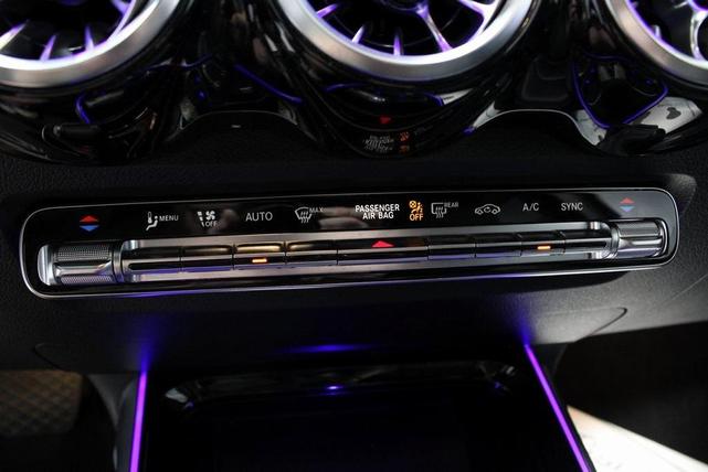 Photo of 2023 Midnight Black Mercedes-Benz GLB 250