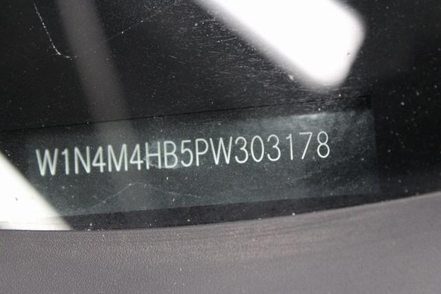 Photo of 2023 Midnight Black Mercedes-Benz GLB 250