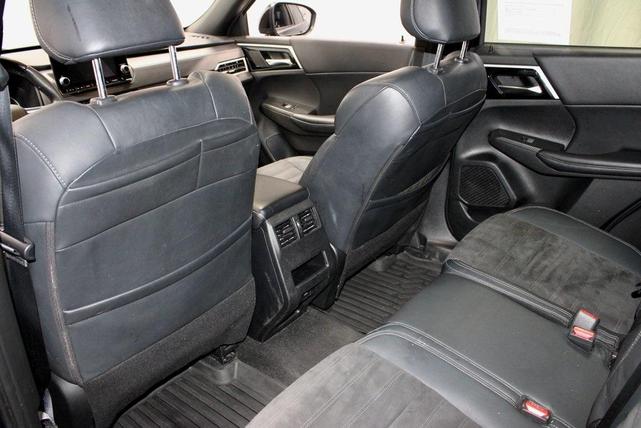 Photo of 2022 Cosmic Blue Metallic Mitsubishi Outlander