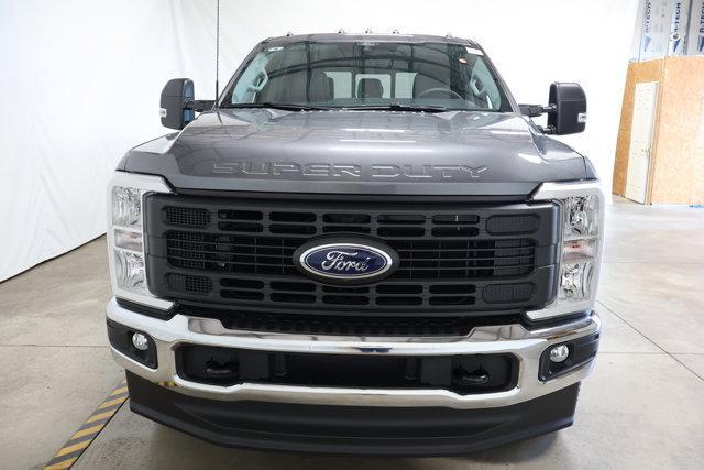 Photo of 2025 Carbonized Gray Metallic Ford F-350