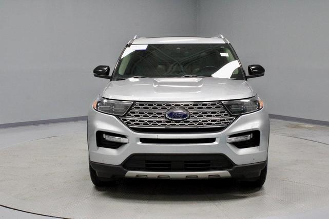 Photo of 2021 Iconic Silver Metallic Ford Explorer