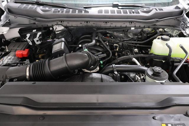 Photo of 2025 Oxford White Ford F-250