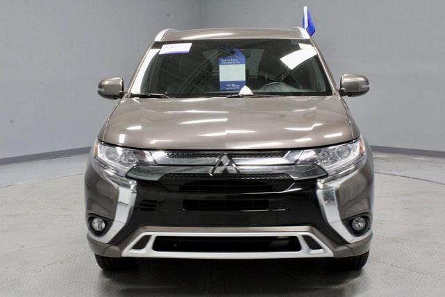 Photo of 2019 Quartz Brown Metallic Mitsubishi Outlander PHEV