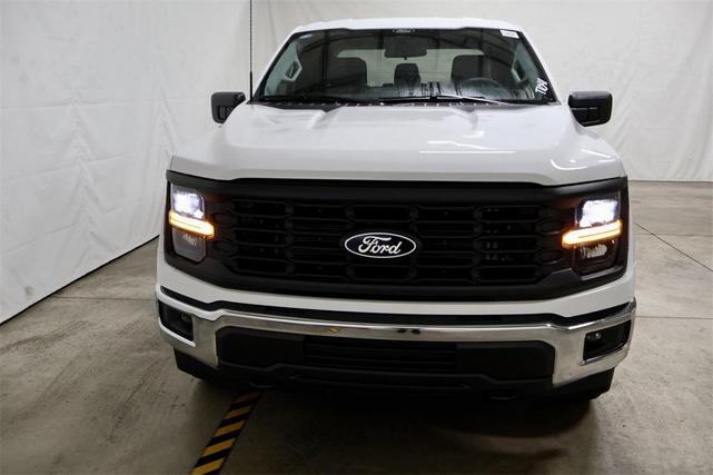 Photo of 2025 Oxford White Ford F-150