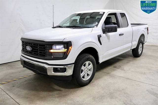 Photo of 2025 Oxford White Ford F-150