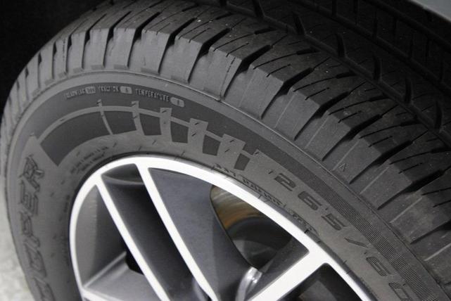 Photo of 2019 Diamond Black Jeep Grand Cherokee