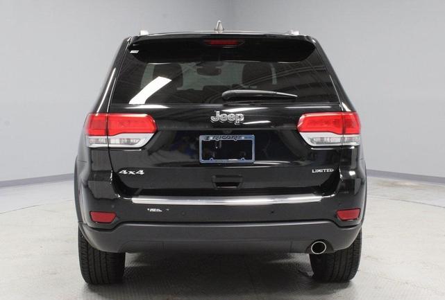 Photo of 2019 Diamond Black Jeep Grand Cherokee