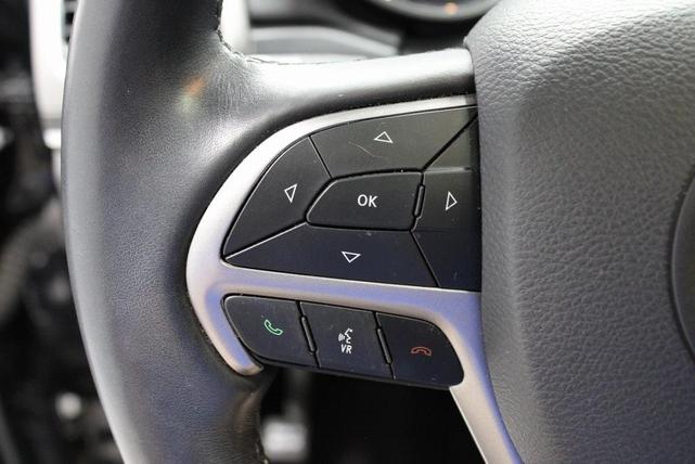 Photo of 2019 Diamond Black Jeep Grand Cherokee