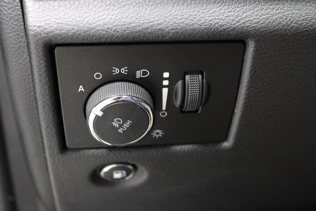 Photo of 2019 Diamond Black Jeep Grand Cherokee