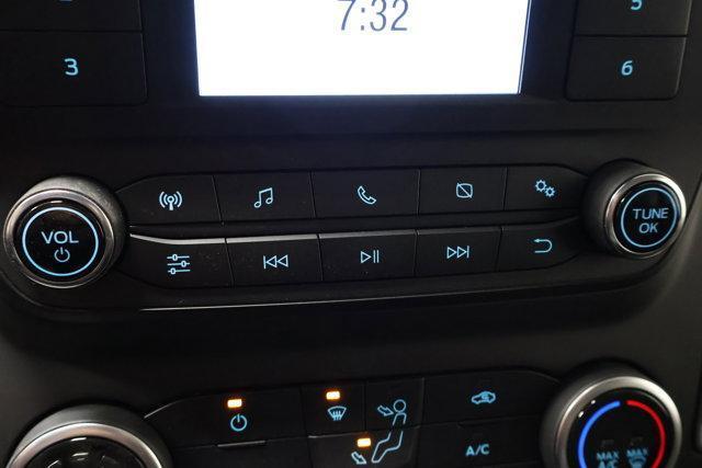 Photo of 2025 Oxford White Ford Transit-250