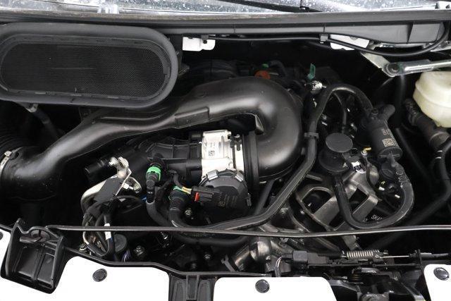 Photo of 2025 Oxford White Ford Transit-250