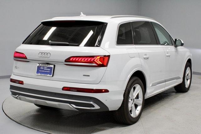 Photo of 2024 Glacier White Metallic Audi Q7