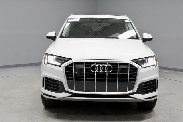 Photo of 2024 Glacier White Metallic Audi Q7