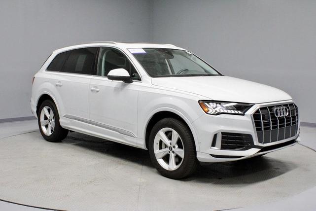 Photo of 2024 Glacier White Metallic Audi Q7