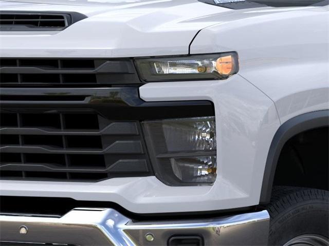 Photo of 2025 Summit White Chevrolet Silverado 3500