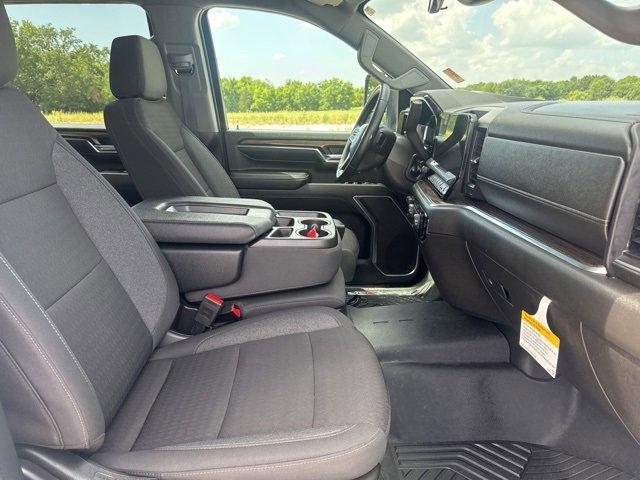 Photo of 2024 Summit White Chevrolet Silverado 2500