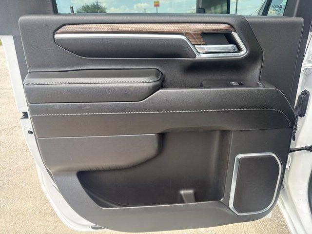 Photo of 2024 Summit White Chevrolet Silverado 2500