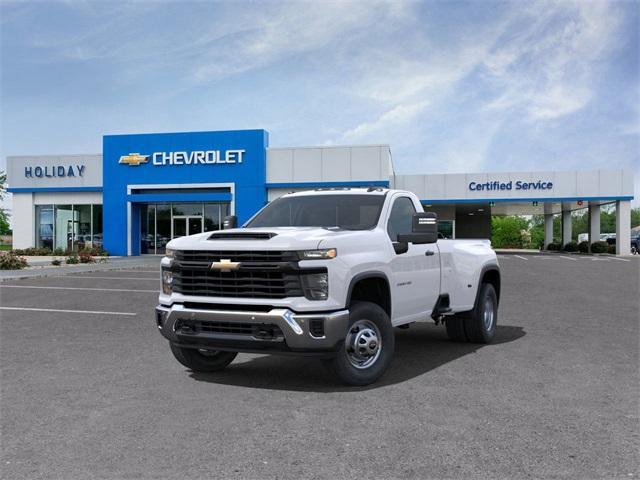 Photo of 2025 Summit White Chevrolet Silverado 3500