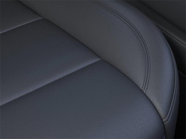 Photo of 2025 Summit White Chevrolet Silverado 3500