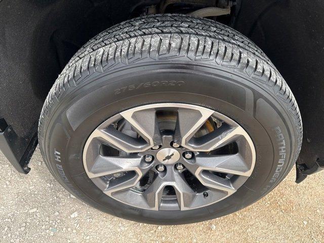 Photo of 2021 Black Chevrolet Silverado 1500