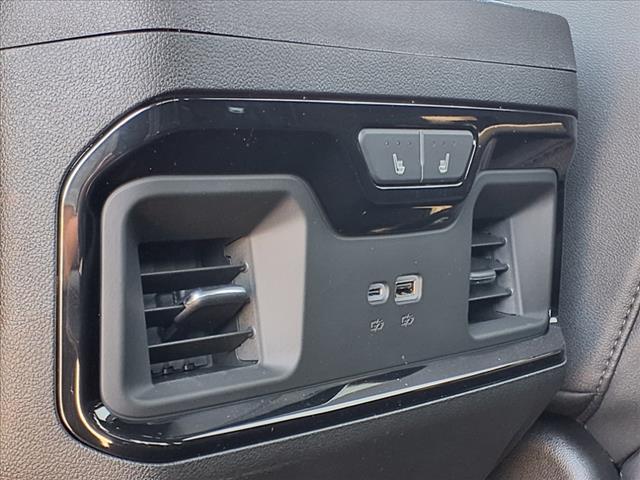 Photo of 2025 Onyx Black GMC Sierra 2500