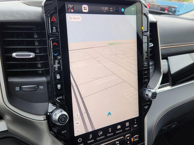 Photo of 2026 Diamond Black Crystal Pearlcoat RAM 1500