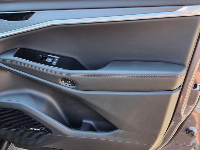 Photo of 2025 Baltic Gray Metallic Clearcoat Jeep Wagoneer S