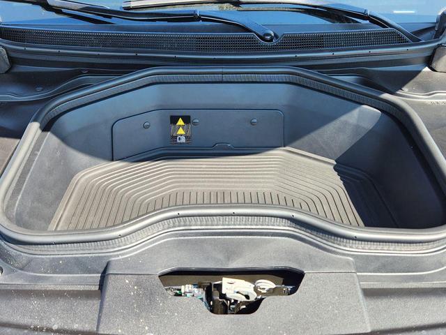 Photo of 2025 Baltic Gray Metallic Clearcoat Jeep Wagoneer S