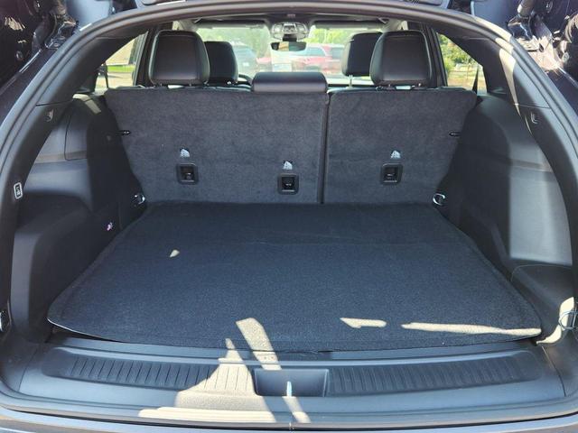 Photo of 2025 Baltic Gray Metallic Clearcoat Jeep Wagoneer S